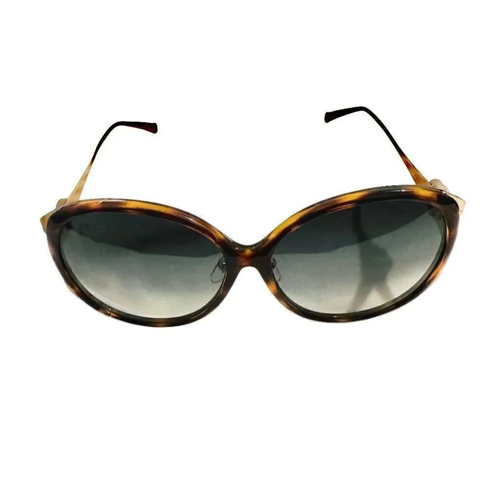 Gucci oversize sunglasses